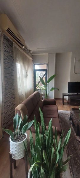 ۱۶۰ متری سه خواب استیجاری