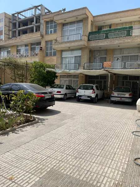 ۳۰۰متر_۴خوابه_ویو دار_دوتراسه