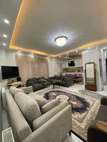 فروش اپارتمان۹۸ مترگلباغ نماز_انصاری_جنب آش مرادی