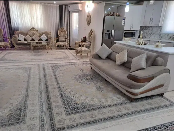 خزانه همدانی 133متر 3خوابه فول تک واحد
