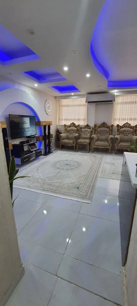 فروش واحد ۷۰ متری _دو خواب_با پارکینگ_گلستان ۷