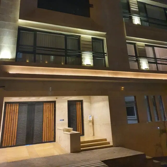 یوسف آباد ۱۴۰ متر ۴ سال ساخت