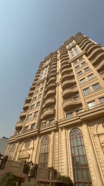 ۳۰۳متر ۳ خواب مستر فرمانیه شرقی سنبل برج‌ باغ لوکس