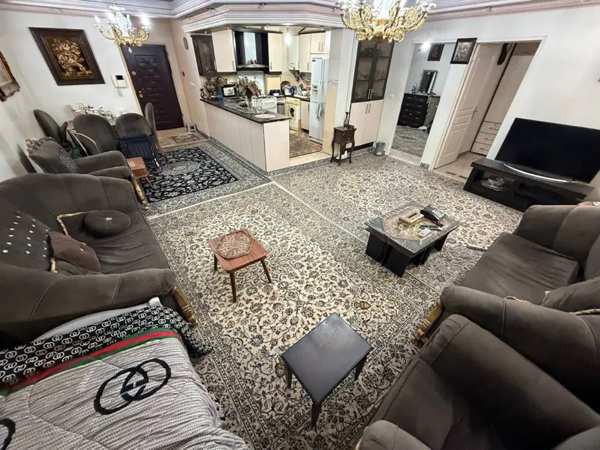 ۸۳متر۲خواب باآسانسور دوواحدی جنوبی خوش نقشه دنج