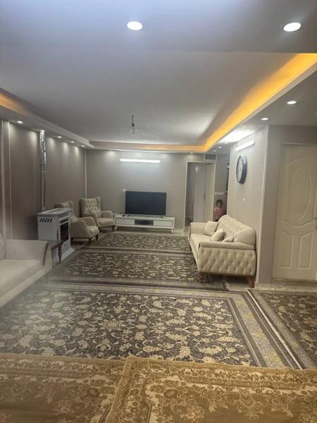 شهرک بهشتی کوچه یکم با 60 متر حیاط اختصاصی