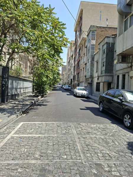 ۱۰۶ متر  ۲خواب سهروردی جنوبی زیر قیمت منطقه