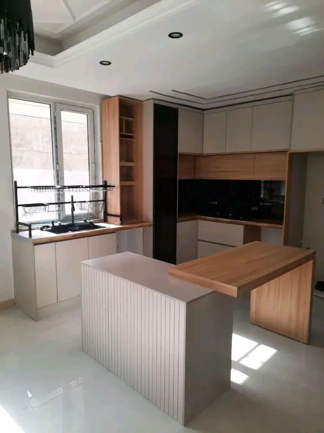 ۶۸متر_۲خواب_پارکینگ دار_فردوس غرب