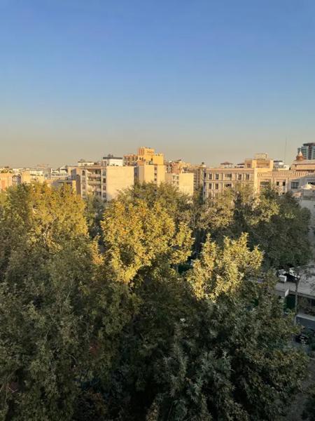 ۱۳۰متری ۳ خوابه رو به باغ