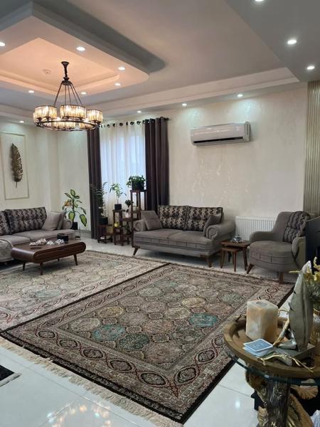 ۱۱۰ متری در رشتیان لوکشین عالی ۲ خواب