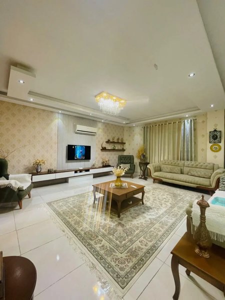 دیلمان ۱۳۰ متر