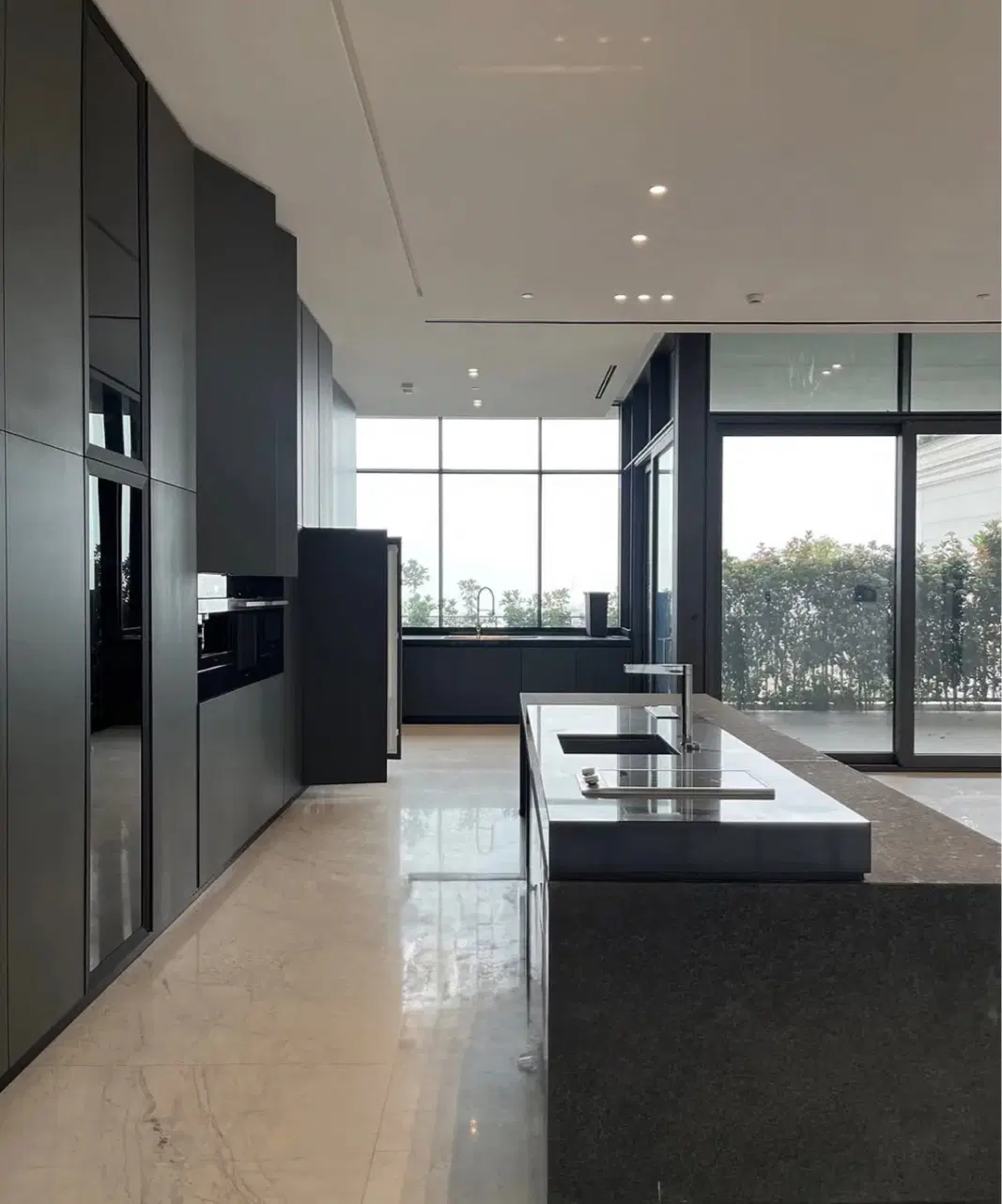۲۲۰متر۳خواب_برج مدرن سوپر لوکس_تاپ لوکیشن