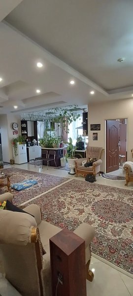 127 متر * 3 خواب * نور و نقشه عالی * اسکندری