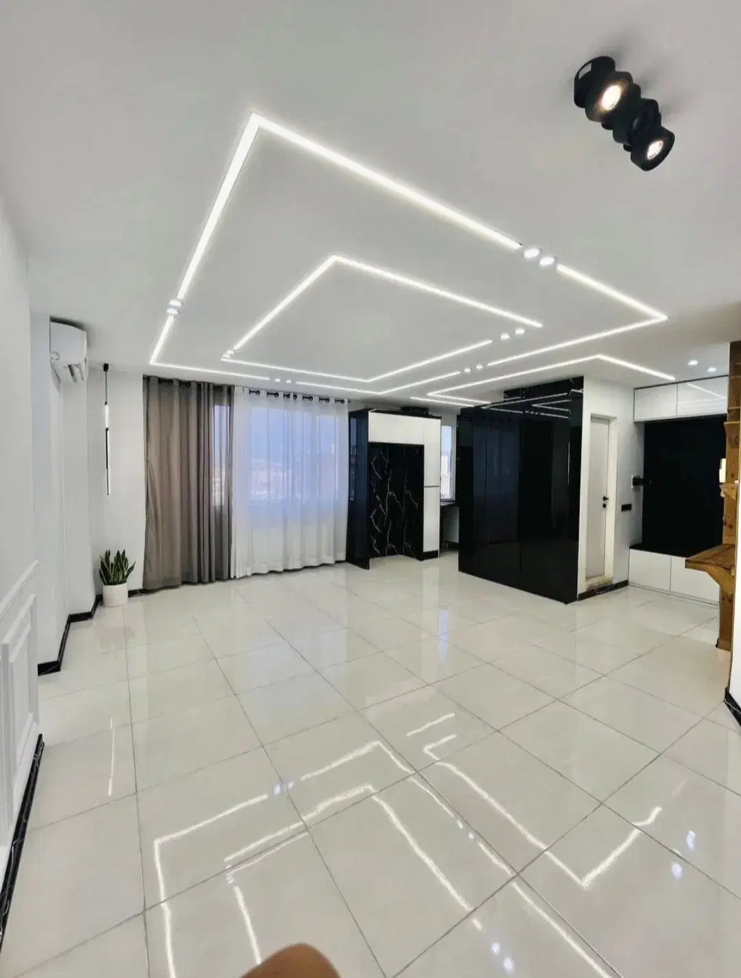 70متر 2 خواب _ نوساز _ سندتک برگ _2 پارکینگ سندی