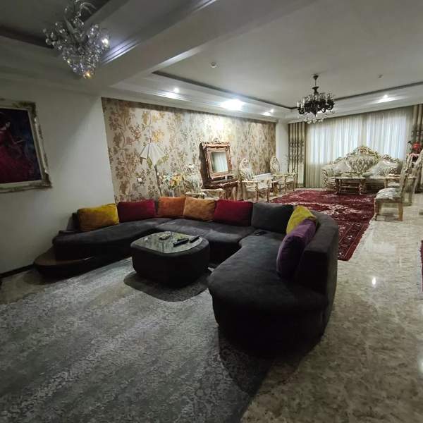 فروش آپارتمان ۱۵۳ متر ۳ خواب  دو پارکینگ نازی آباد