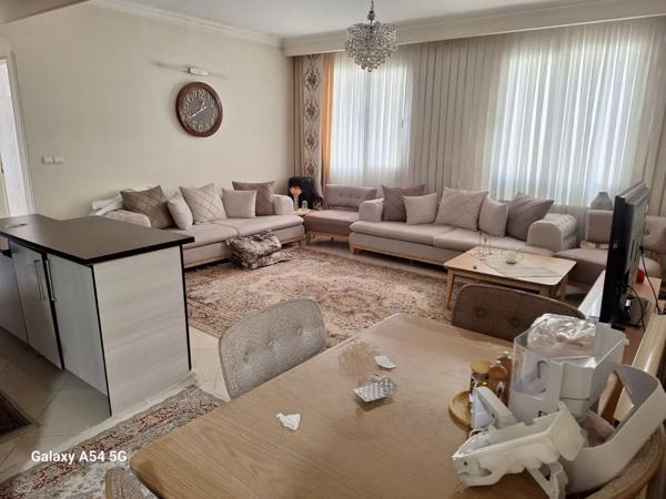 ۷۳ متری سند تک برگ