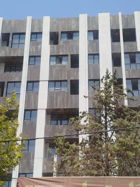 110 متر خیابان کوهستان طبقات بالا لابی دار