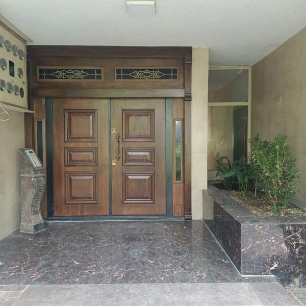 ۱۵۵ متر نوسازی شده در باغ و گلستان ستارخان