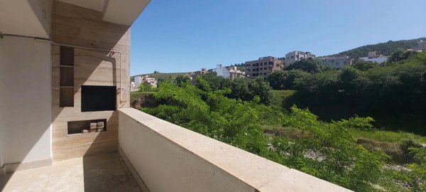 رهن کامل سه خواب بلوار ناهارخوران
