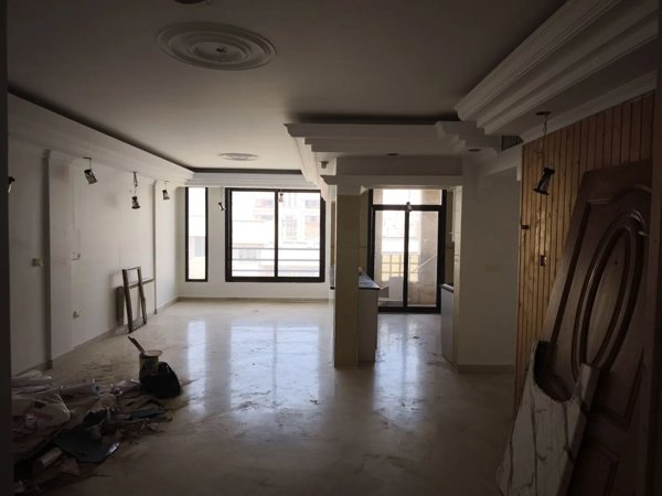 آپارتمان ۱۰۰ متری ۲ خوابه آشتیانی خوش‌نقشه