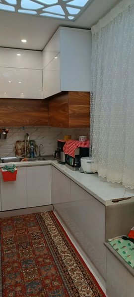 70 متر * با پارکینگ آسانسور * میدان حر * مسکن هشت