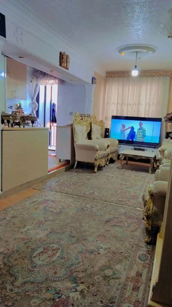 رهن و اجاره آپارتمان ۴واحدی طبقه۳بدون آسانسور