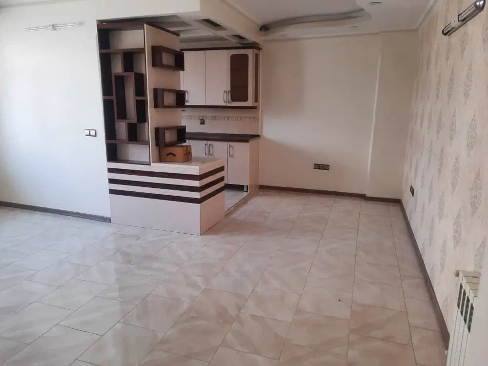 ۵۳ متر وحدت _انباری،اسانسور_ ساخت پایین
