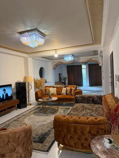 واحد مسکونی ۱۴۵ متری سلمان فارسی