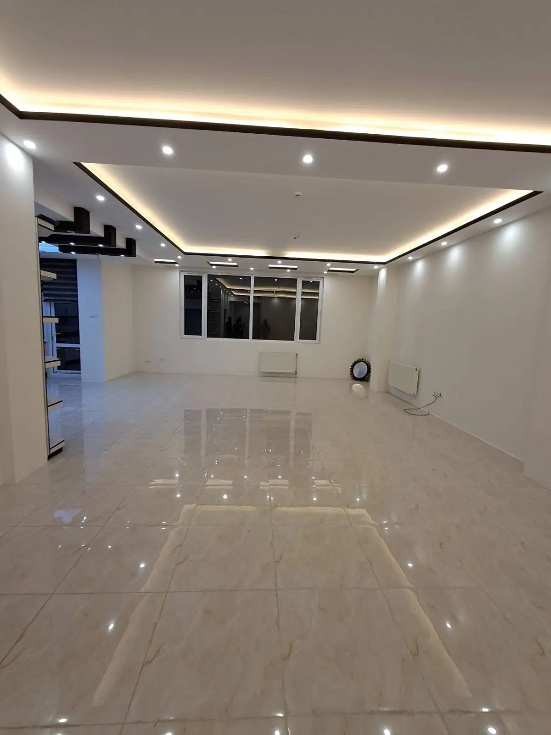 فروش آپارتمان ۱۴۵متری ۲۲بهمن گلشن