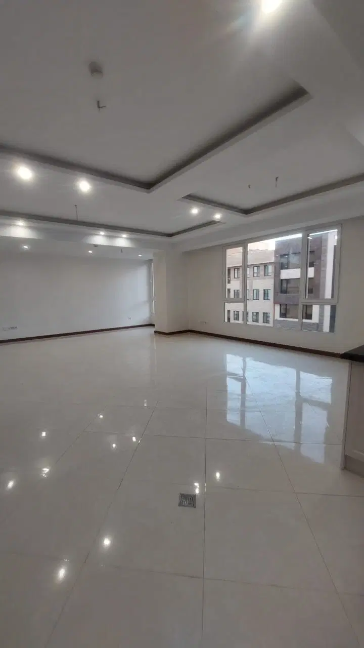 بام پونک نفت ۱۵۲ متر ۳ خواب در برج