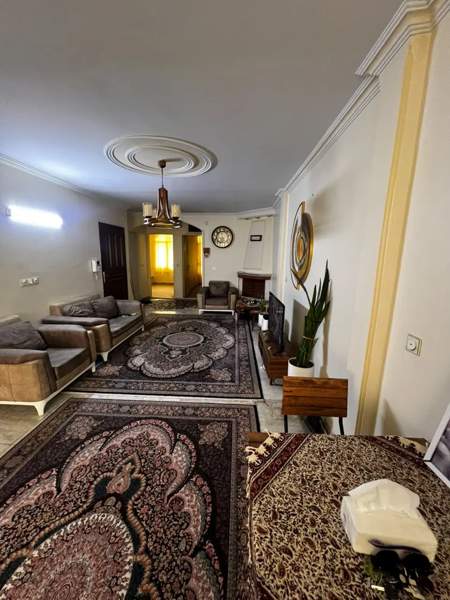 اجاره ۸۲ متری پیروزی خ بنایی