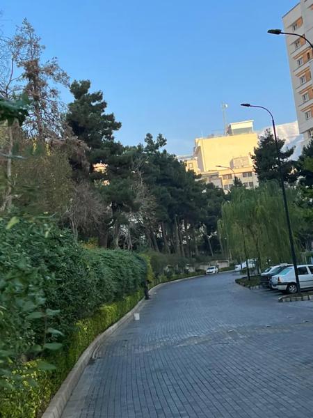 ۱۳۰ متر ۲ خواب تراس بزرگ باغ بهشت