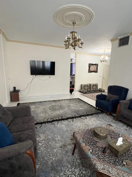 ۱۰۰متر  تکواحدی _طبقه دوم با پارکینگ _در میدان ۵۰