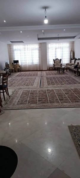 آپارتمان ۲۰۵ متری نوساز ۳ خوابه (شهرک محلاتی)