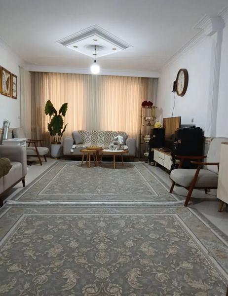 شهرک عارف100متر2خواب شیک تمیز__املاک نیایش__
