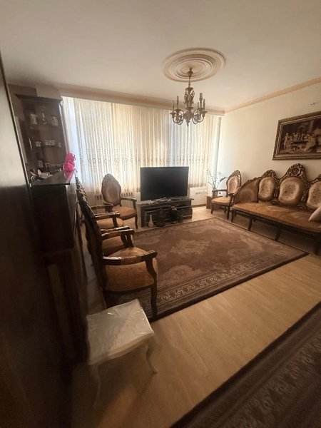 110متر سه خواب بزرگ پارکینگ سندی جنت اباد مرکزی