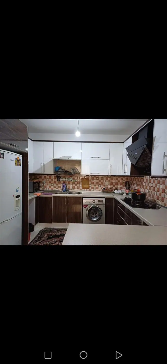 رهن مجتمع مبین