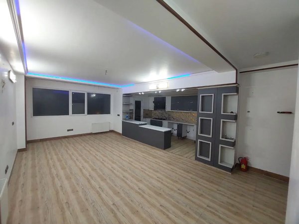 آپارتمان تک واحدی شیک و تمیز فول آپشن