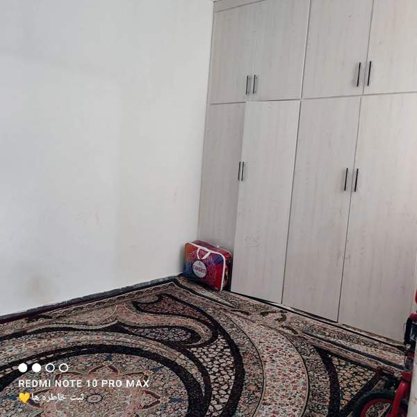 رهن و اجاره خادم ۴
