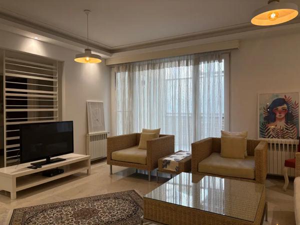 اجاره ۸۰ متر ۲ خواب دزاشیب مدرن + ۲ حیاط اختصاصی