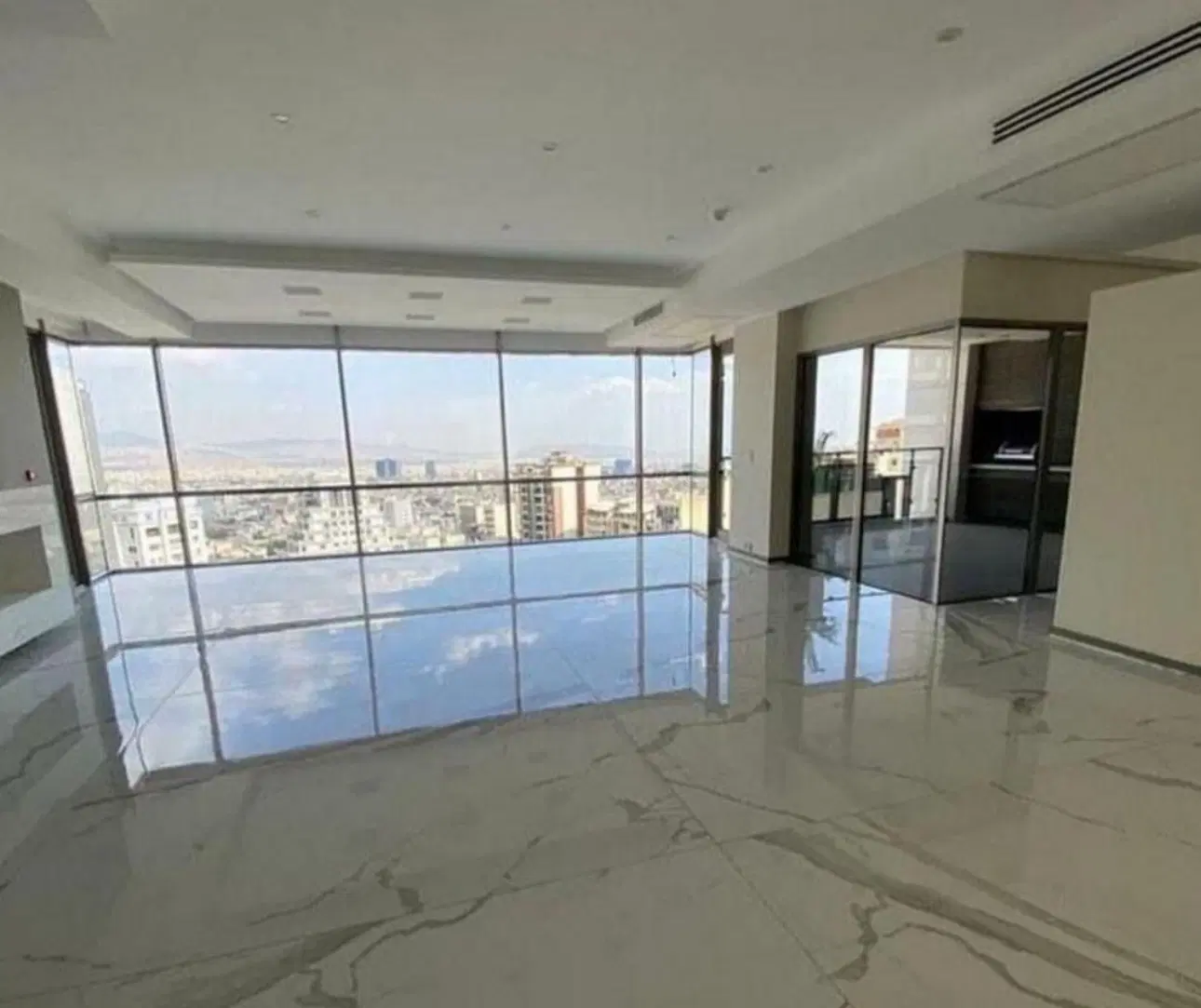 ۳۰۰ متر ۴ خواب سعادت اباد فول مشاعات