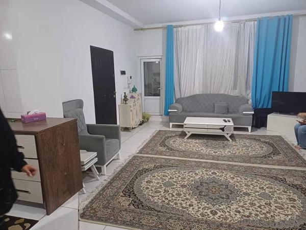 آپارتمان ۱۱۰متری گلستان بلوارظفرجنوبی