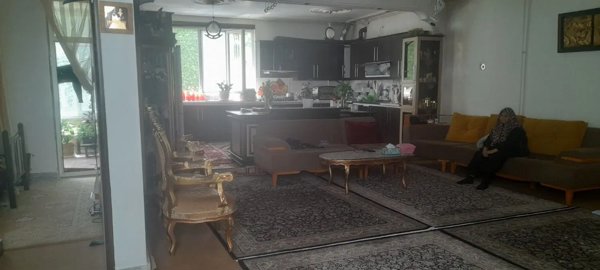 اجاره آپارتمان در روبه روی حمام درخشان