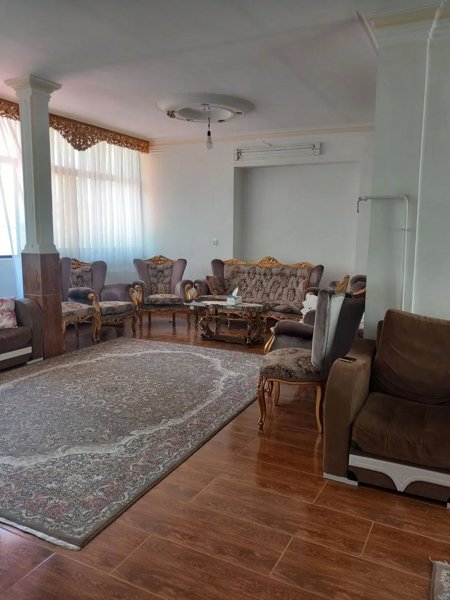اجاره ۱۴۰ متری فلسطین شرقی