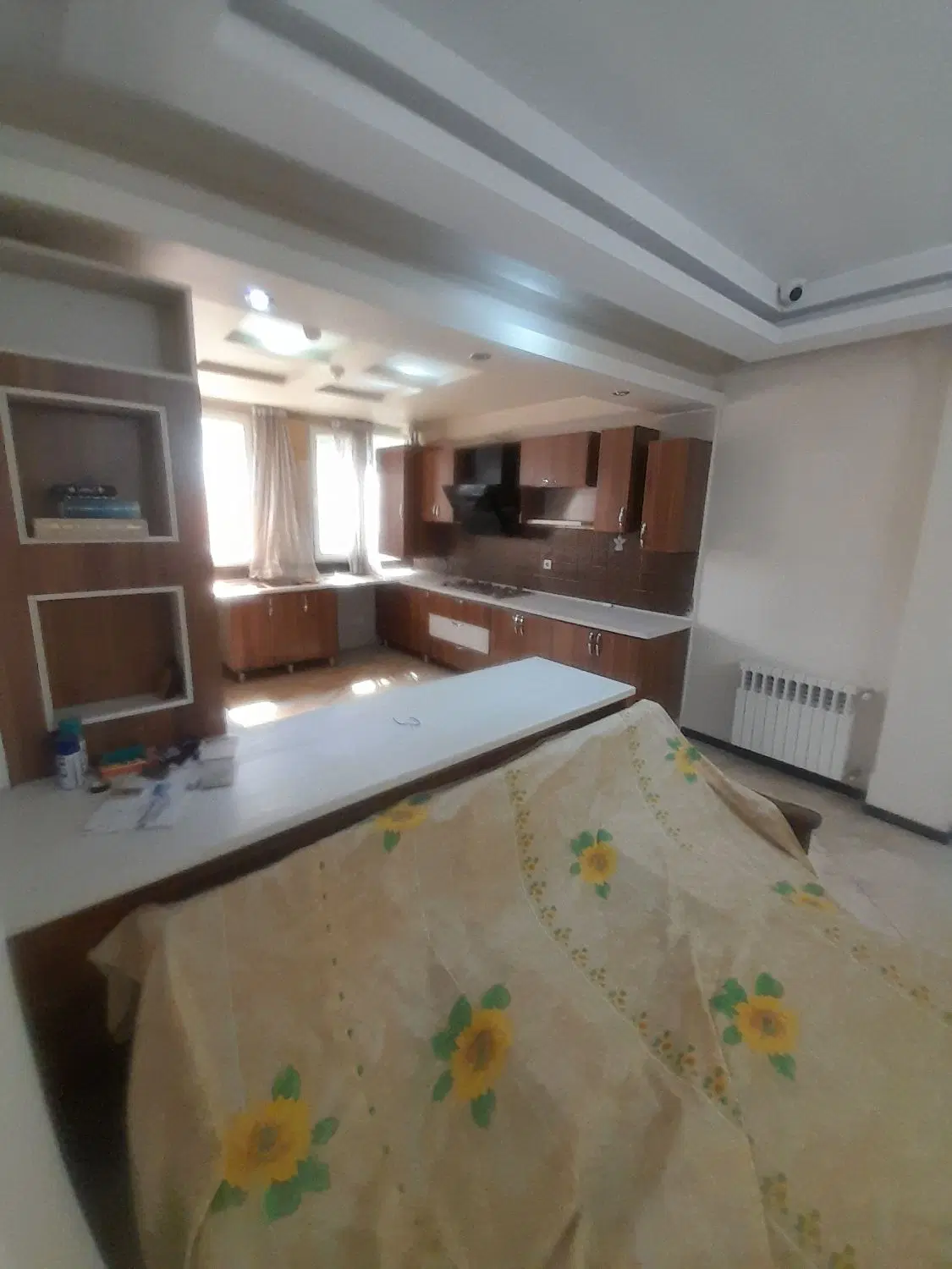 ۹۸متر با پارکینگ واسانسور۹ساله تهران نو اطلاعات