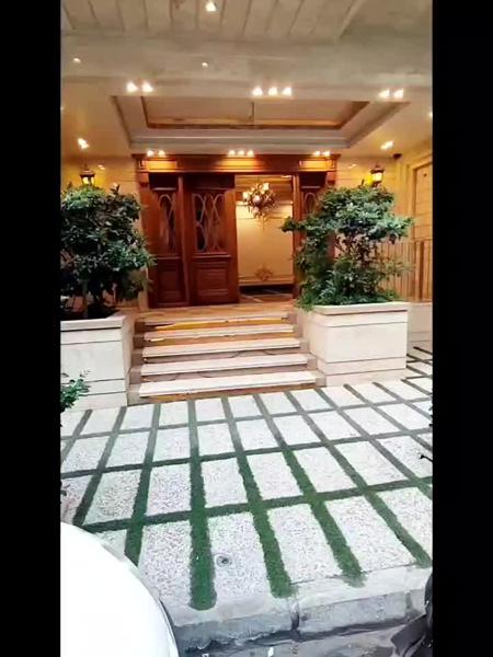 111متر2خوابه_غرق نور_روبرو پارک کوروش