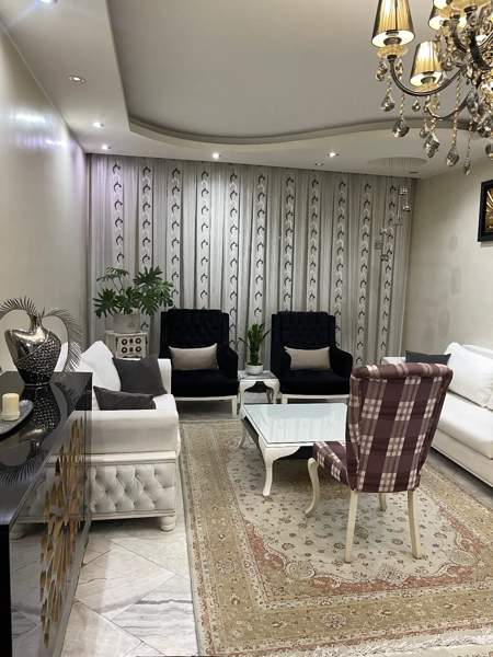 آپارتمان ۹۰ متری