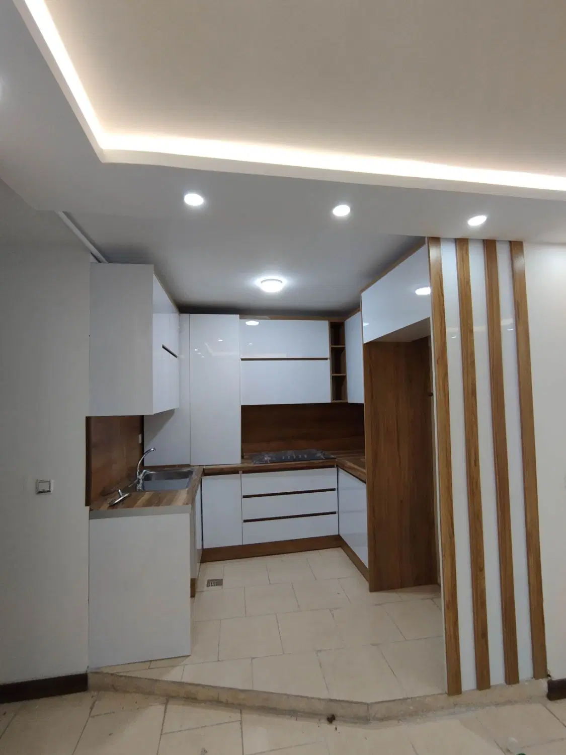 شهرک ابریشم_دوخوابه_فول امکانات