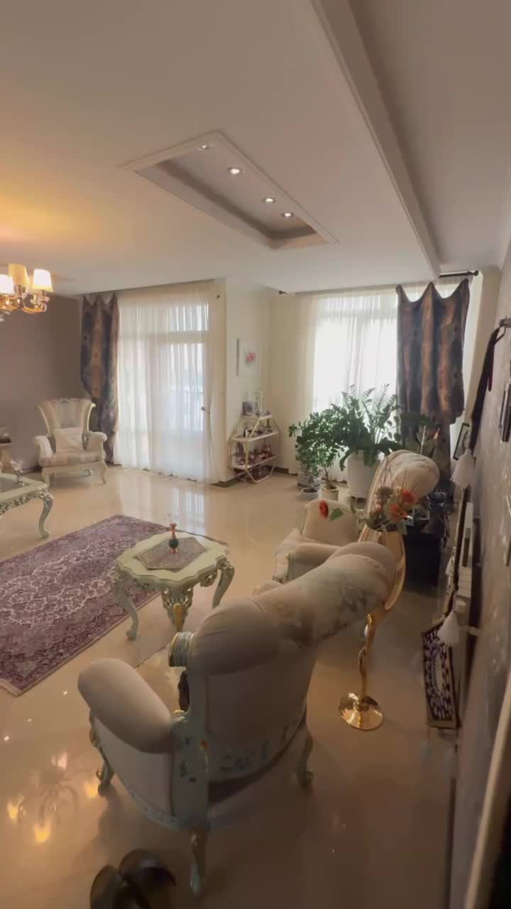 اوین کچویی ۱۱۵متر_ نور شمال و جنوب_پارکینگ و لابی