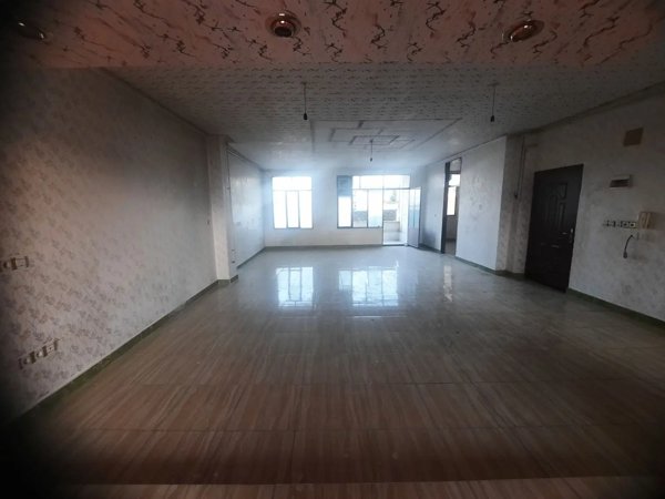 اجاره آپارتمان ۱۴۰ متری تک واحدی