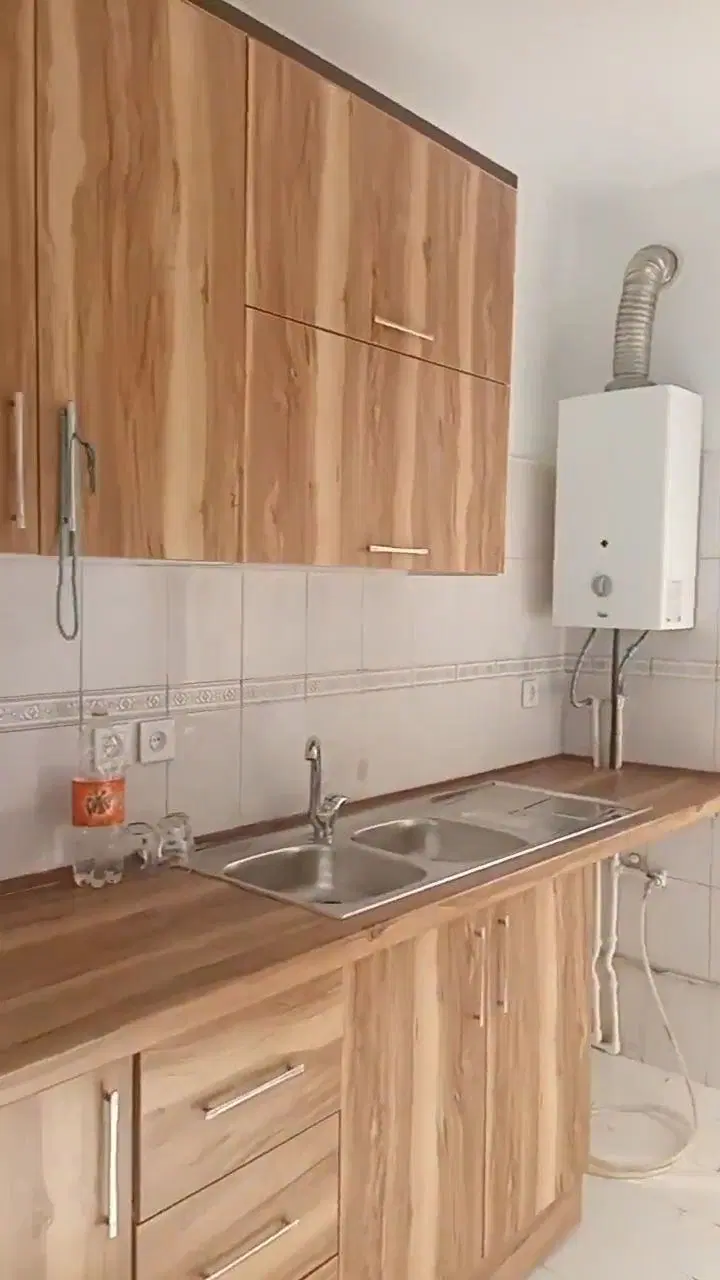 آپارتمان یکخوابه اول جمالزاده، آزادی_رهن و اجاره